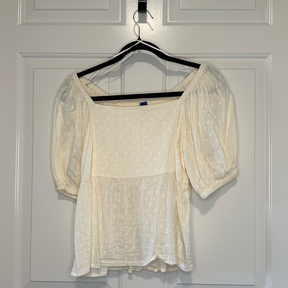 (NWOT) Old Navy Puff Sleeve Top - S